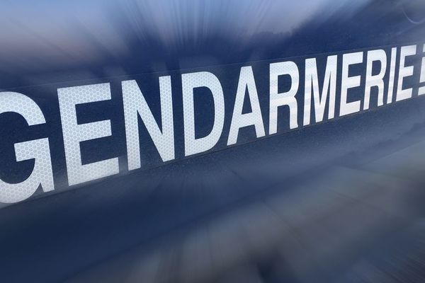 Les gendarmes de Thiers sont en charge de l'enquête après la violente agression d'un jeune homme, dimanche 22 décembre, à Thiers.