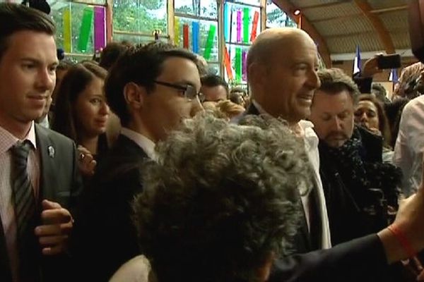 Alain Juppé à son arrivée au Touquet