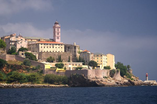 ILLUSTRATION - La citadelle de Bastia (Haute-Corse) vue du sud