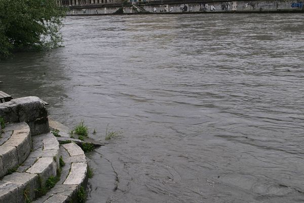 Les rives de l'Isère. 