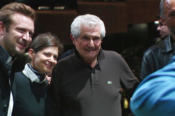 Claude Lelouch tourne un clip pour le compositeur Laurent Couson mettant en scène les Pokemon Crew à l'Opéra de Lyon 