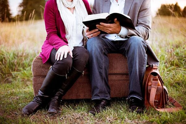 Prendre le temps de partager la passion pour la lecture avec "Libraire à l'air libre"