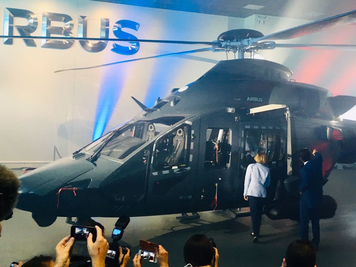 Marignane La Ministre De La Defense Presente Le Guepard Le Nouvel Helicoptere Airbus Des Armees