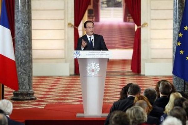 Le président de la République François Hollande lors de sa seconde conférence de presse, le 16 mai 2013, au palais de l'Elysée à Paris.