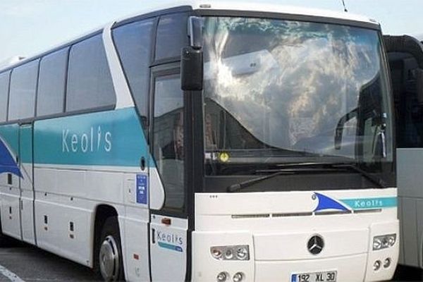 Un car Keolis au dépôt - archives