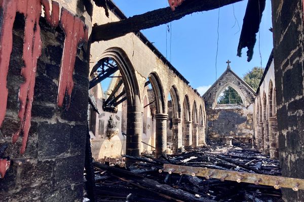 L'église de Bringolo (22) ravagée par un incendie