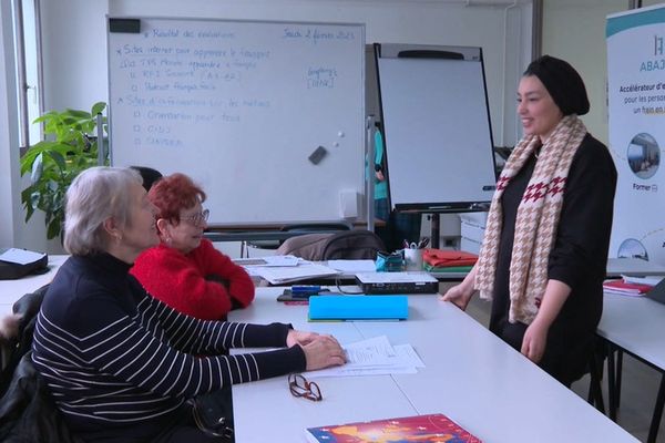 VIDEO. Apprendre le français, une épreuve pour les Ukrainiens