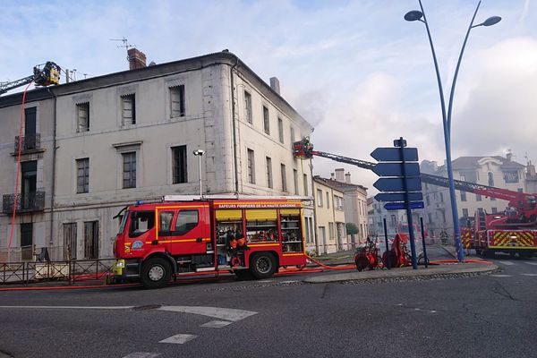 Intervention des sapeurs-pompiers de Haute-Garonne pour un feu à Saint-Gaudens.