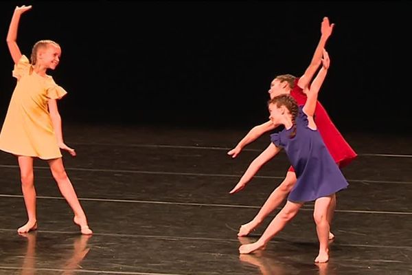 Des graines de champions parmi les danseurs de jazz venus participer au championnat de France de danse à Périgueux