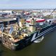 Navires dans le port de hareng d'ijmuiden. Le chalutier Annelies Ilena (m) est amarré à quai.