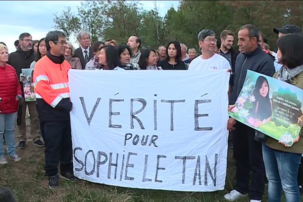 Les proches de Sophie Le Tan, réunis samedi 7 septembre 2019 sur la colline de Mundolsheim, pour lui rendre hommage.