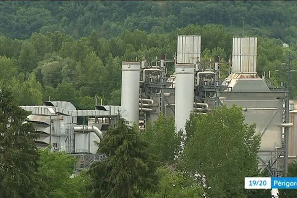 Les papeteries de Condat ne passeront pas à la Biomasse, faute d'aide du Gouvernement. Les syndicats y voient un mauvais signe pour l'avenir