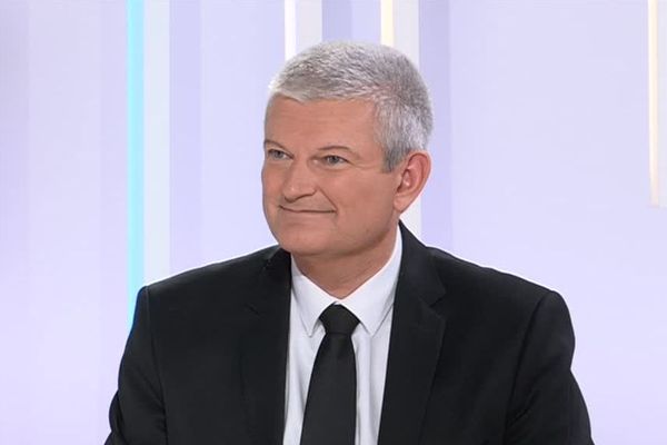 Olivier Falorni sera l'invité de Dimanche en politique dimanche 6 décembre