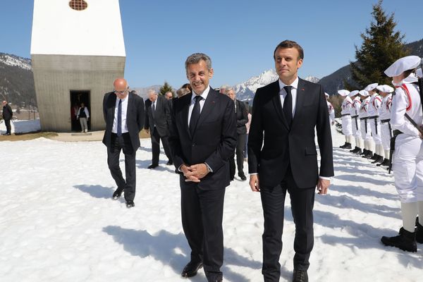 Emmanuel Macron et Nicolas Sarkozy ont commémoré ensemble le 75e anniversaire de la fin du maquis des Glières.