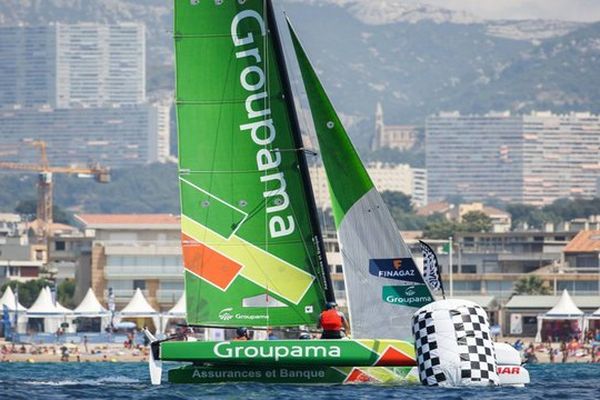 Groupama et Franck Cammas en tête du Tour e France à voile