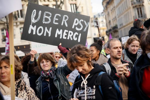 Image d'illustration prise lors d'un rassemblement de la psychiatrie devant le ministère de la Santé le 18 novembre 2021