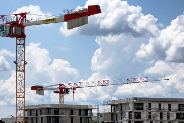 Le chantier de l'écoquartier Pré Billy, situé sur la commune de Pringy (Haute-Savoie), sera finalisé d'ici 2030, représentant 950 logements.