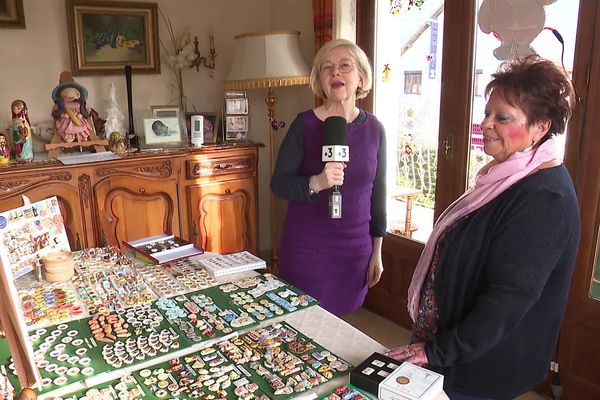 Nicole reçoit Valérie Chasteland dans son musée fabophile à domicile