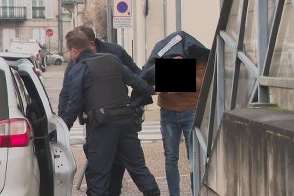 James Petit lors de son arrivée au tribunal de Périgueux le 15 janvier.