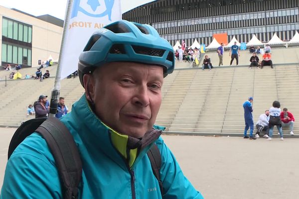 Philippe Lambert a 58 ans. Atteint de scléroses en plaque, il n'en est pas à son premier défi sportif