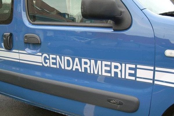 Les gendarmes contrôlent les vacanciers en direction des pistes de ski