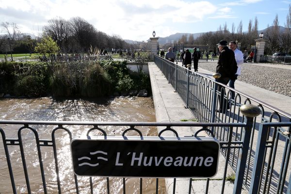 Archives-10-03-2024- Des pluies sont attendues à Marseille et sur le département ce lundi soir 25 novembre.