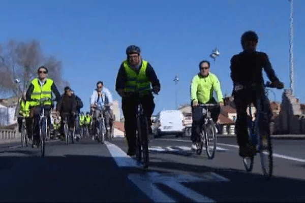 Les candidats ont pu juger de la joie et des difficultés de rouler à vélo dans Perpignan.