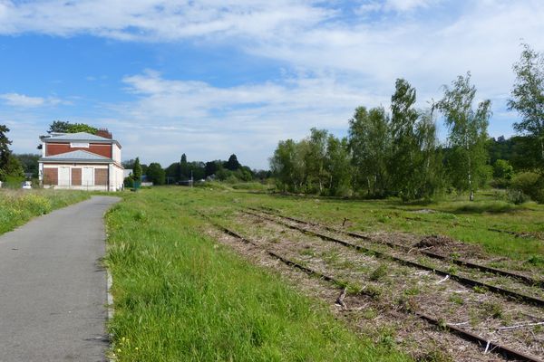 À Louviers, 7 km de rails ainsi qu'une halte devront être réhabilités.