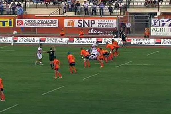 Narbonne (Aude) - le RCNM fait match nul 16 à 16 face à Bourgoin - 25 avril 2015.