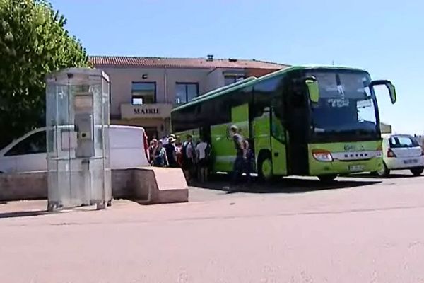 L'autocar affrété de Châlon-sur-Saône a permis aux jeunes allemands de reprendre leur route vers l'Espagne