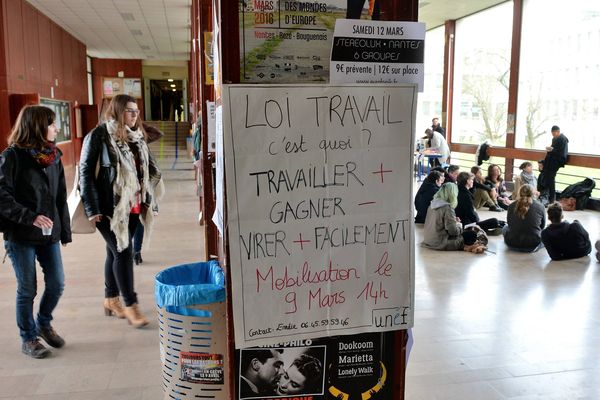 L'UNEF mobilise dans les universités françaises contre la loi de réforme du code du travail, comme ici à Nantes.