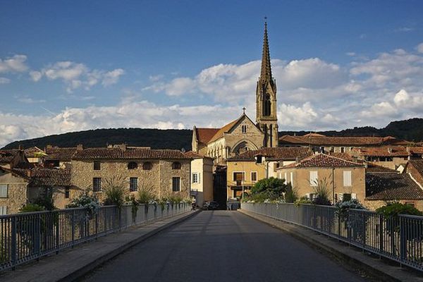 Saint-Antonin-Noble-Val est un village très prisé des touristes en Occitanie depuis son classement en "Village préféré des Français".