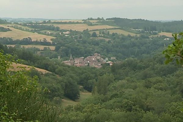 Monestié fait partie des plus beaux villages du Tarn. 