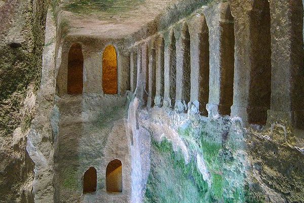 L'église souterraine d'Aubeterre-sur-Dronne, l'un des lieux les plus visités en Charente pendant cet été 2013