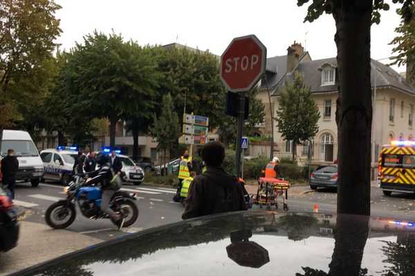 L'accident s'est produit vers 7h45 à l'intersection du boulevard Pasteur et de la rue Lagrive à Reims, ce mardi 24 septembre. 