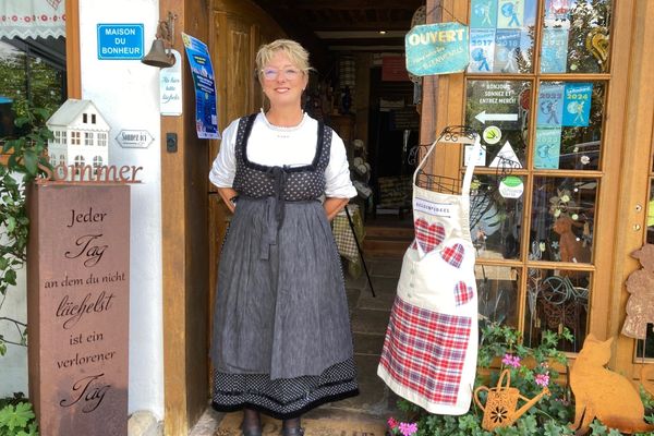 Simone Sommer accueille a ouvert son musée et sa boutique dans son ancienne écurie