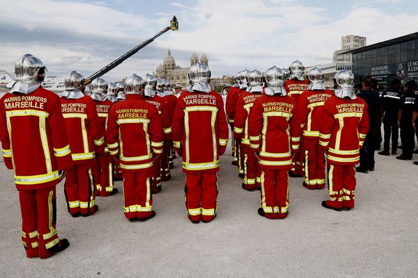 Les Marins-pompiers de Marseille affirment avoir été saisis en interne de chants racistes entonnés le soir du réveillon dans une résidence logeant des membres du Bataillon.