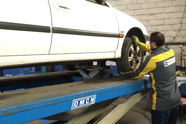 Les contrôles techniques se durcissent à partir de mai 2018 / Rosières-près-Troyes, Aube, 12 janvier 2018