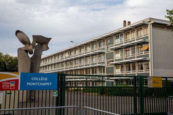 Deux classes du collège Montchapet de Dijon pâtissent des absences répétées d'un professeur de français depuis la mi-octobre