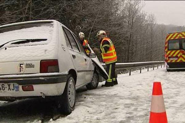 Ils sont 8000 en Auvergne être pompiers volontaires. Tous jonglent entre leur vie professionnelle, familiale et leur engagement