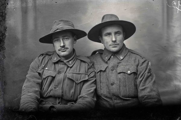 Soldats australiens immortalisés par les Thuillier