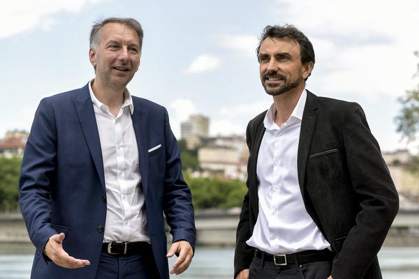 Avec Grégory Doucet, maire de Lyon et Bruno Bernard, président de la métropole de Lyon. La vague verte s’est imposée ce dimanche lors du second tour des municipales 2020.