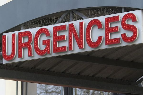 Manque de médecins et de personnel, une clinique ferme ses urgences de nuit, du vendredi au dimanche, pendant 3 mois