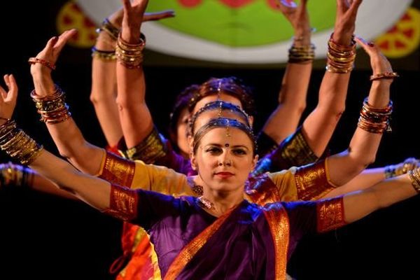 Les danseuses de l'école Nataraj Bollywood 