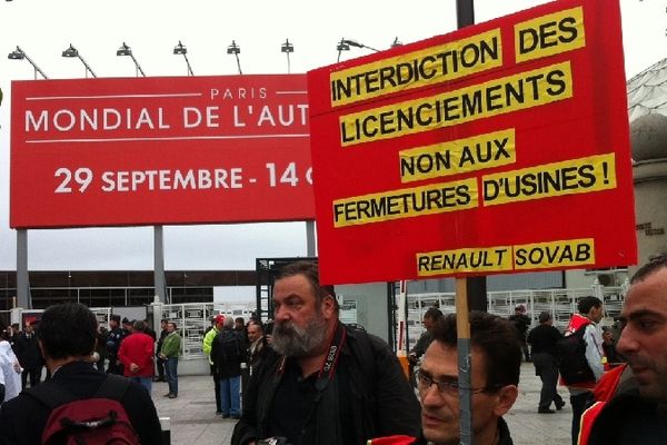 Les salariés s’étaient donnés rendez-vous au Mondial de l'automobile.