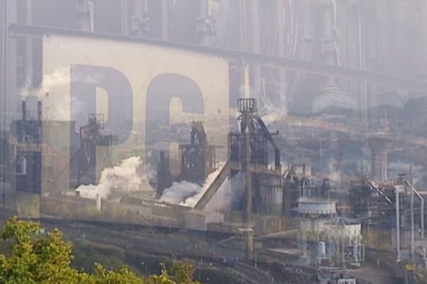 Le haut-fourneau P6 de l'usine ArcelorMittal à Florange est mis à l'arrêt en 2012.