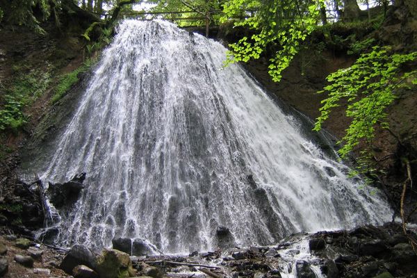 La cascade du Rossignolet peut s'admirer en toute saison.