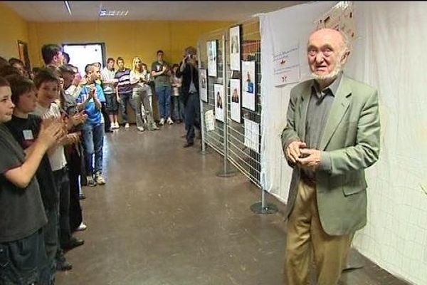 Albert Jacquard au collège de Lure qui porte son nom depuis 2010.