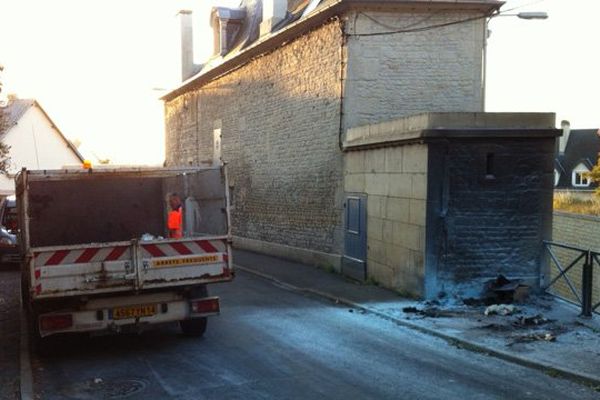 Ce mardi matin, le quartier Saint-Gilles était privé d'électricité. Un transformateur électrique a été incendié