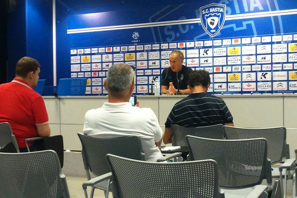 Conférence de presse du SC Bastia, le 31 juillet 2015